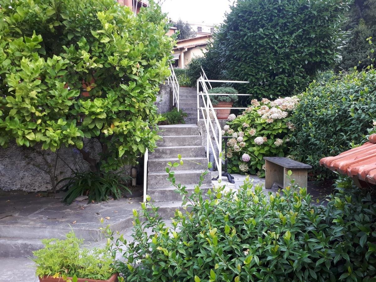 Ai Tre Limoni Bed & Breakfast Varazze Dış mekan fotoğraf